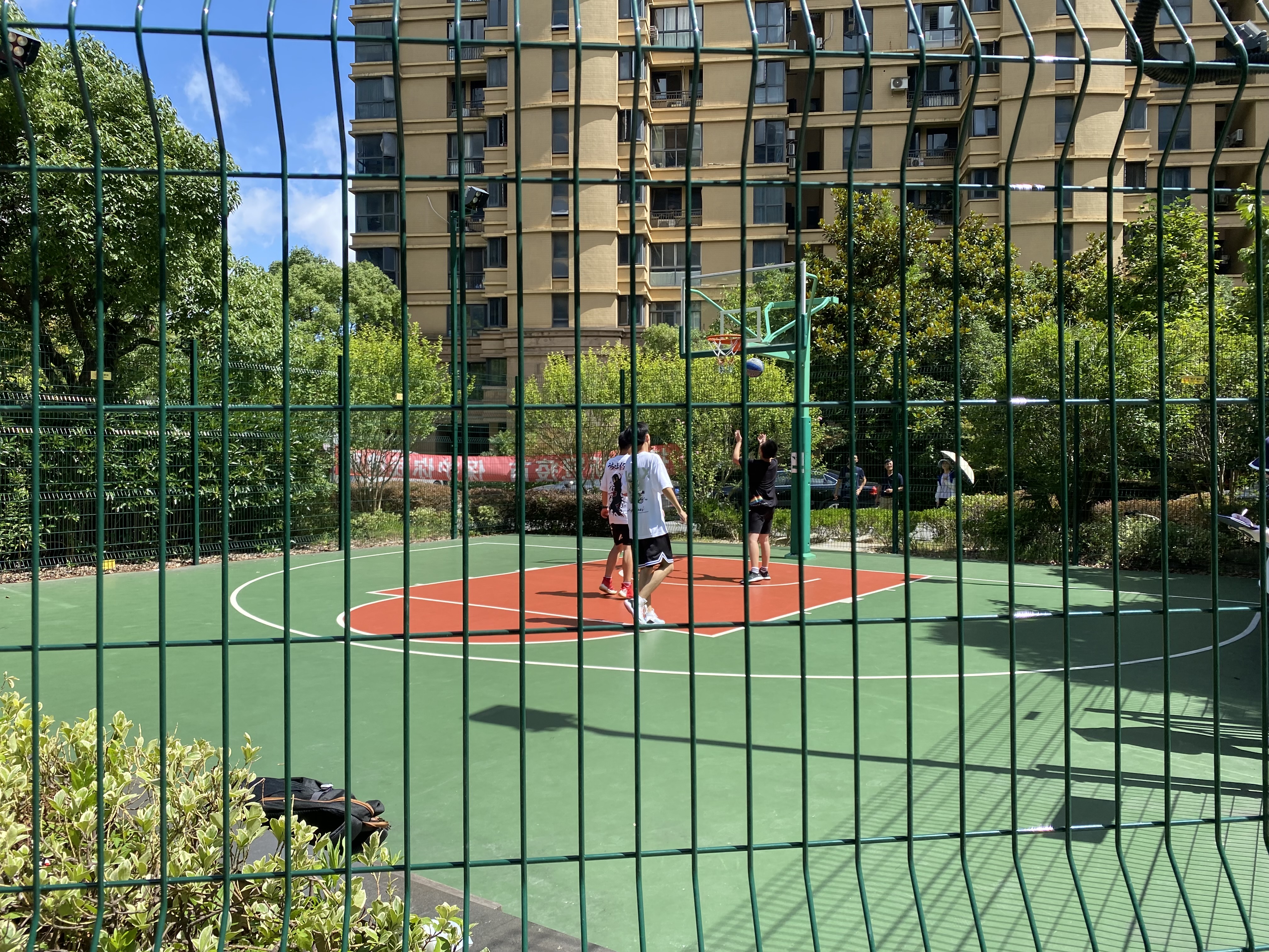 龍澤園市民多功能運動場