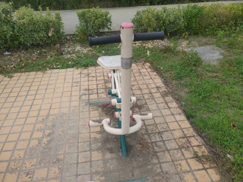 健騎機(jī) 健騎機(jī)