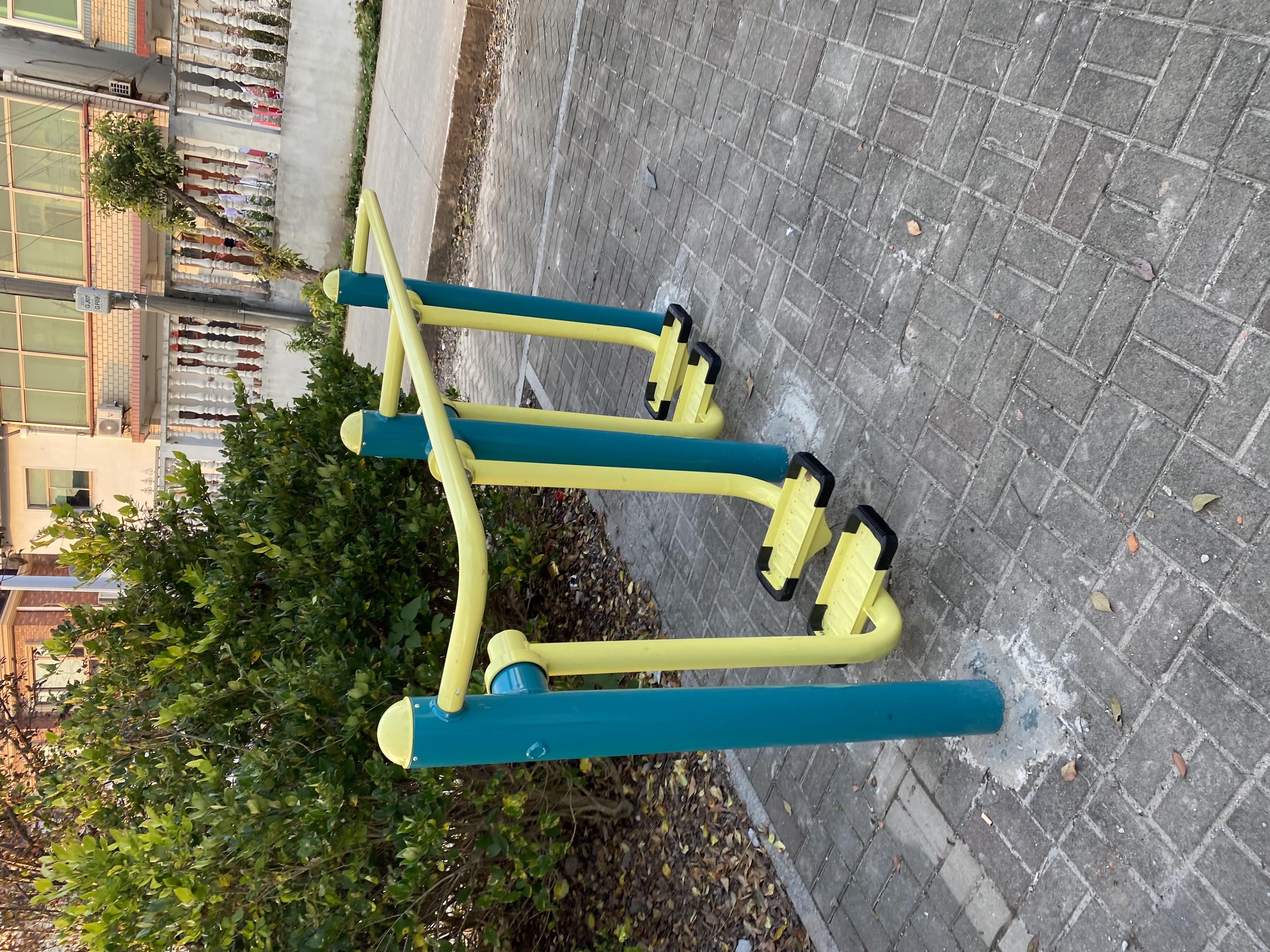 二位智能太空漫步機(jī)