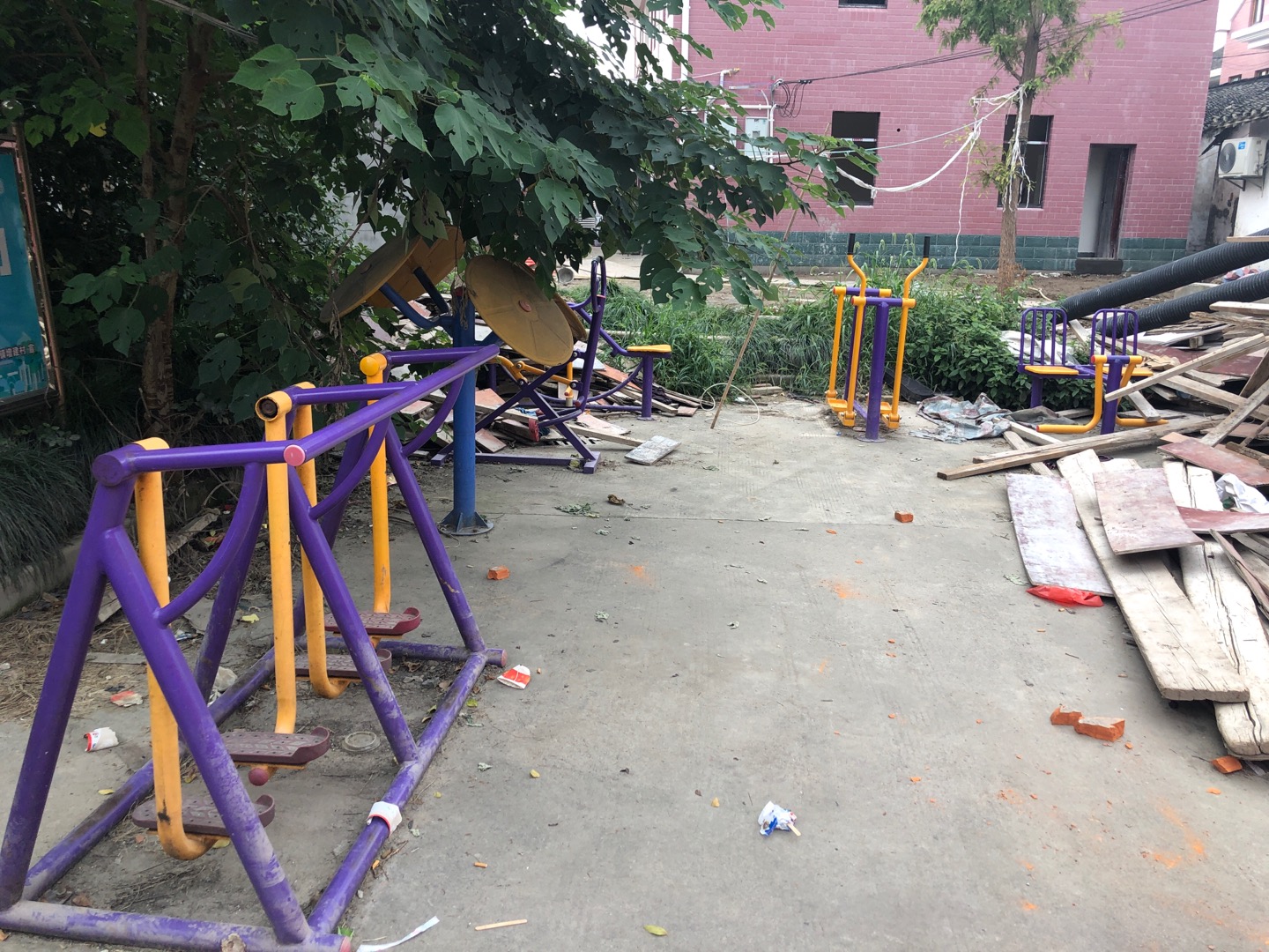 增建村健身點(diǎn)