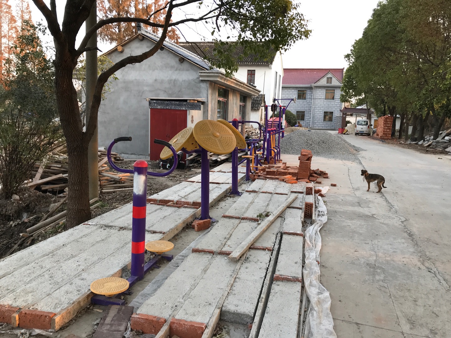 華亭村健身點(diǎn)