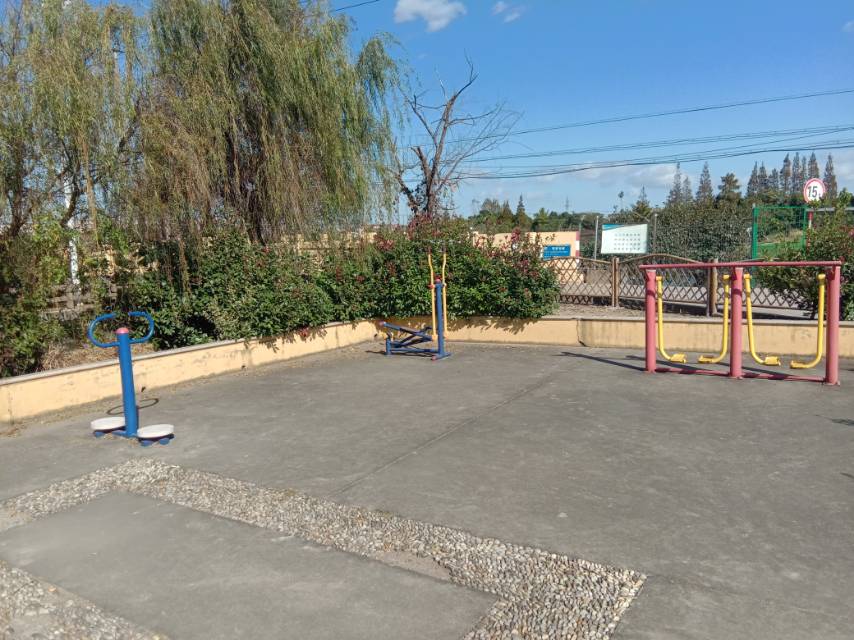 星光村12組1160號(hào)前健身路徑