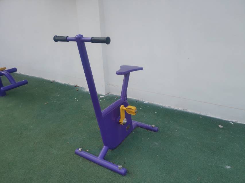 雙位健身車 雙位健身車