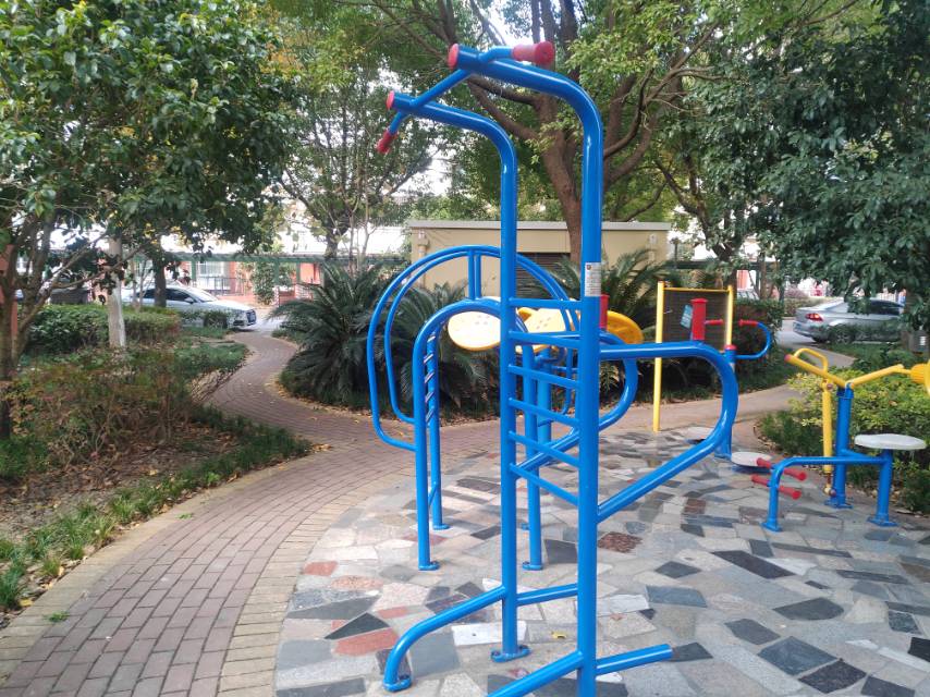 多功能訓(xùn)練器