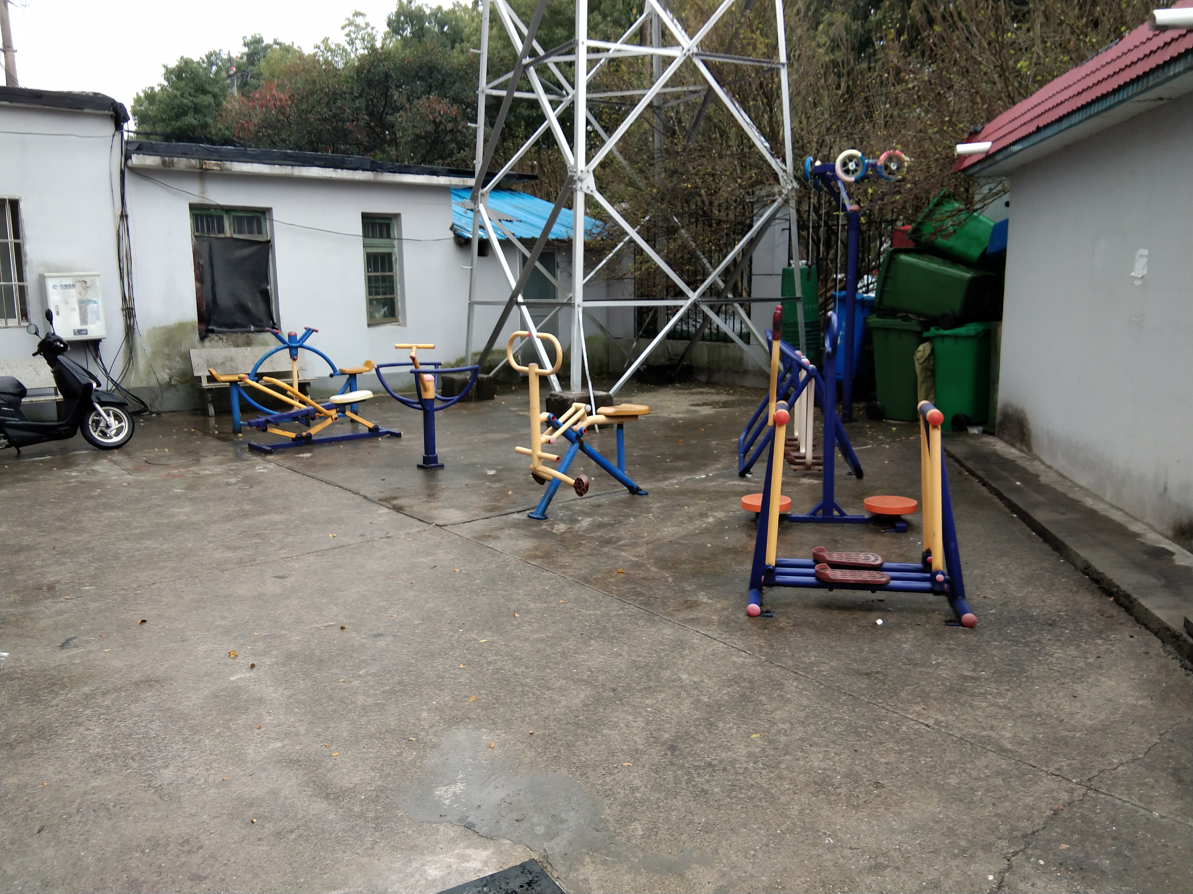 周東居委健身點