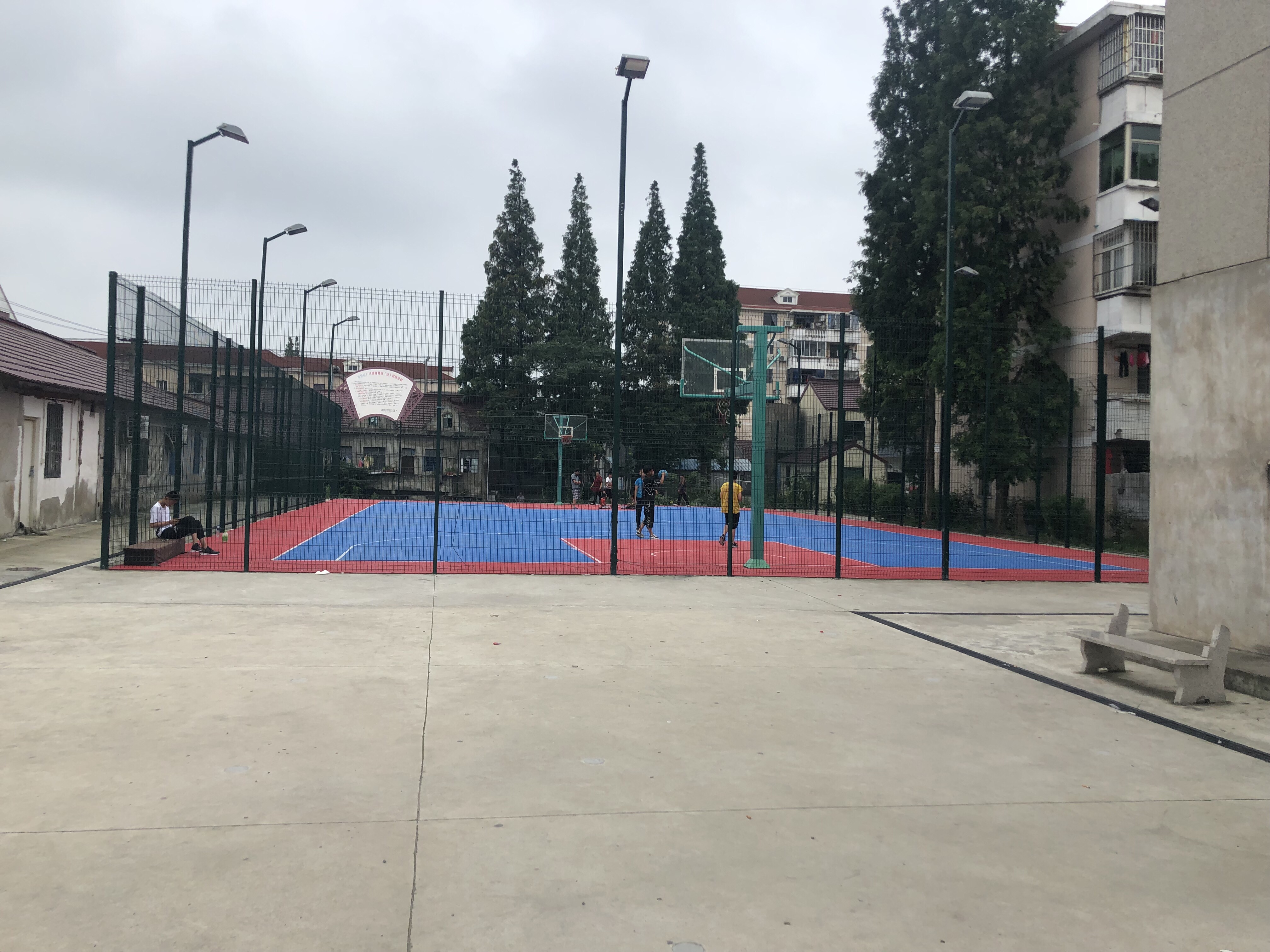 朝陽居委公共運動場