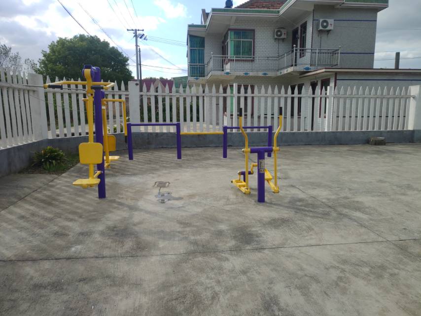 豎新鎮(zhèn)春風(fēng)村益智健身點