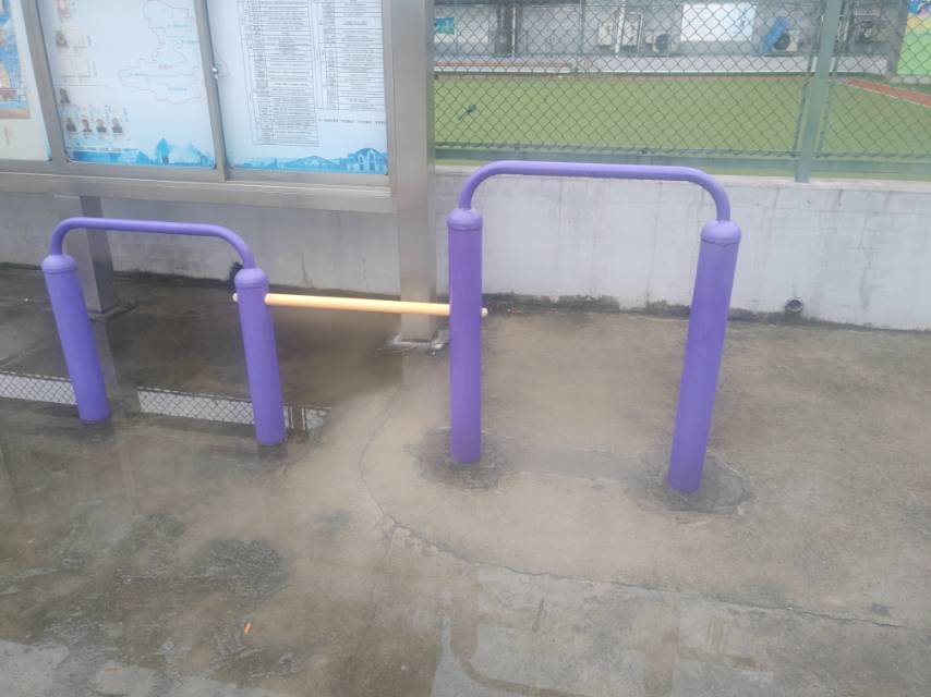 彈振壓腿器 彈振壓腿器