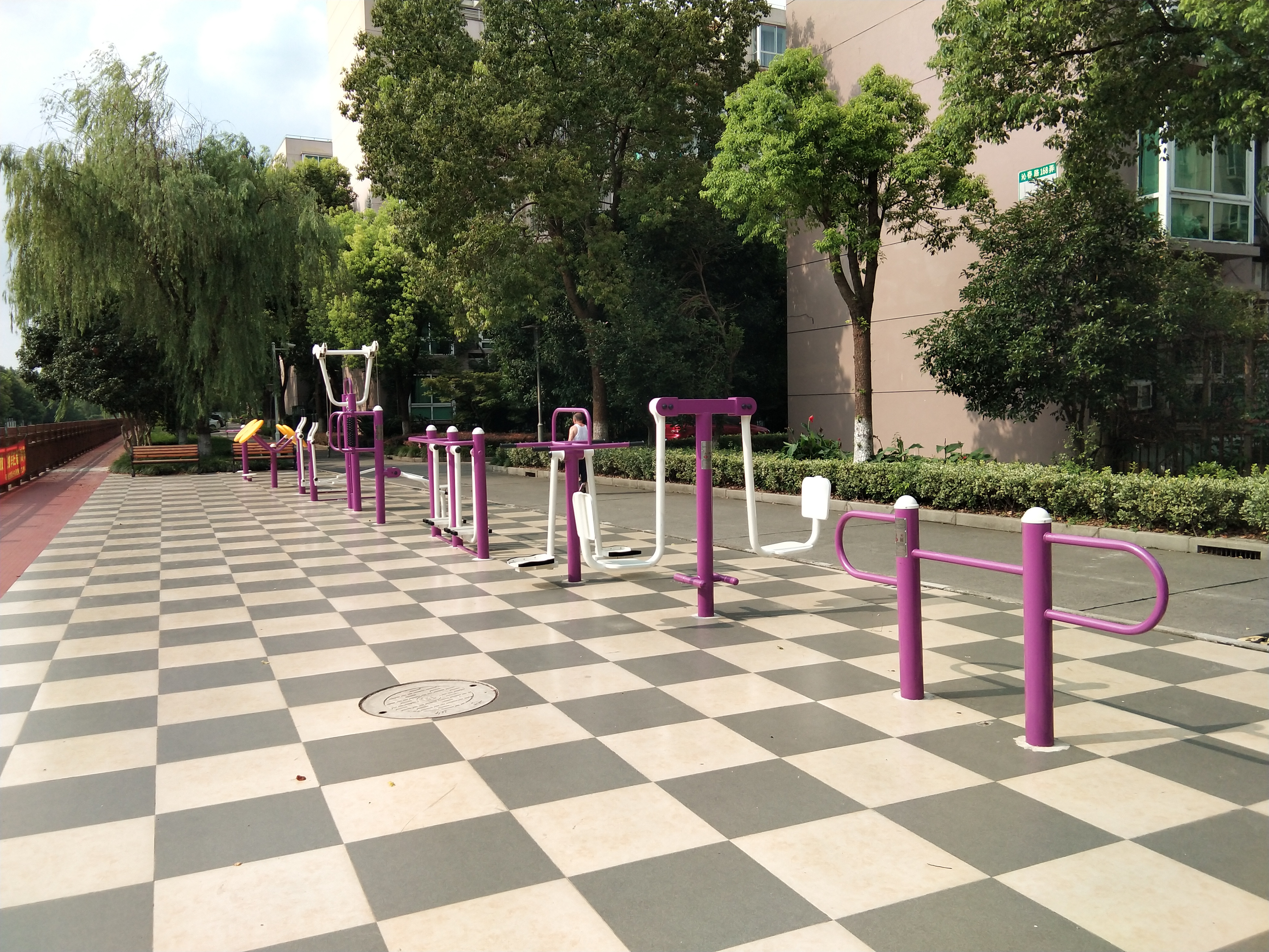 源城春苑健身點