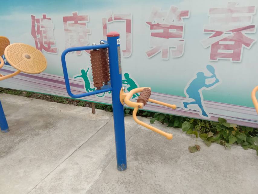 腰背按摩器 腰背按摩器