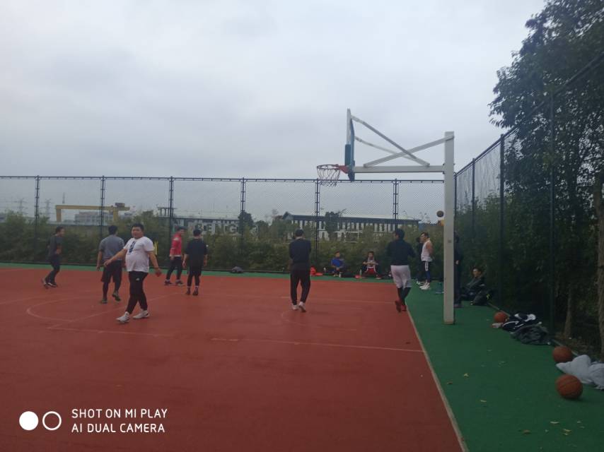 智力公園運(yùn)動(dòng)場(chǎng)