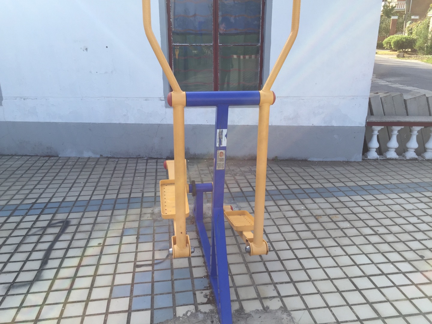 室外橢圓機(jī) 室外橢圓機(jī)