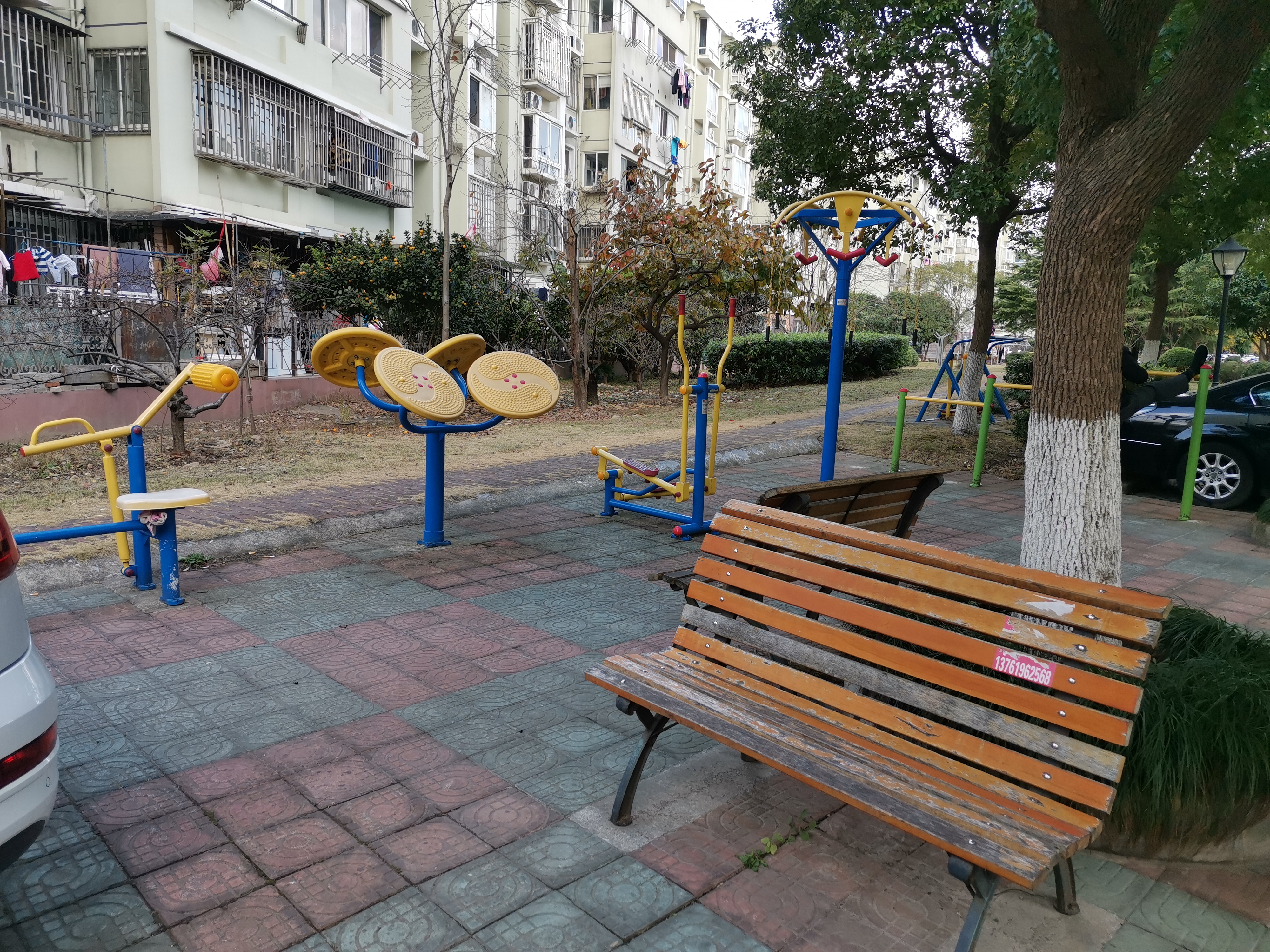 金桐居委健身苑點(diǎn)