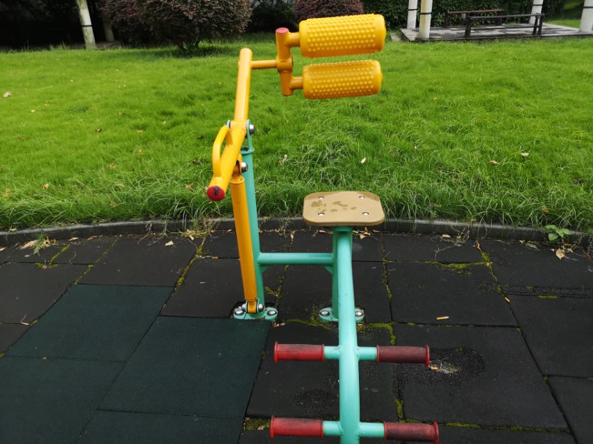 腹背鍛煉器 腹背鍛煉器