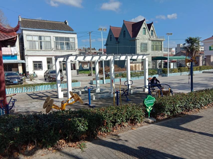 鄧二村川南奉遠航路口東北569號健身路徑