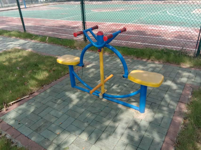 下肢康復(fù)器