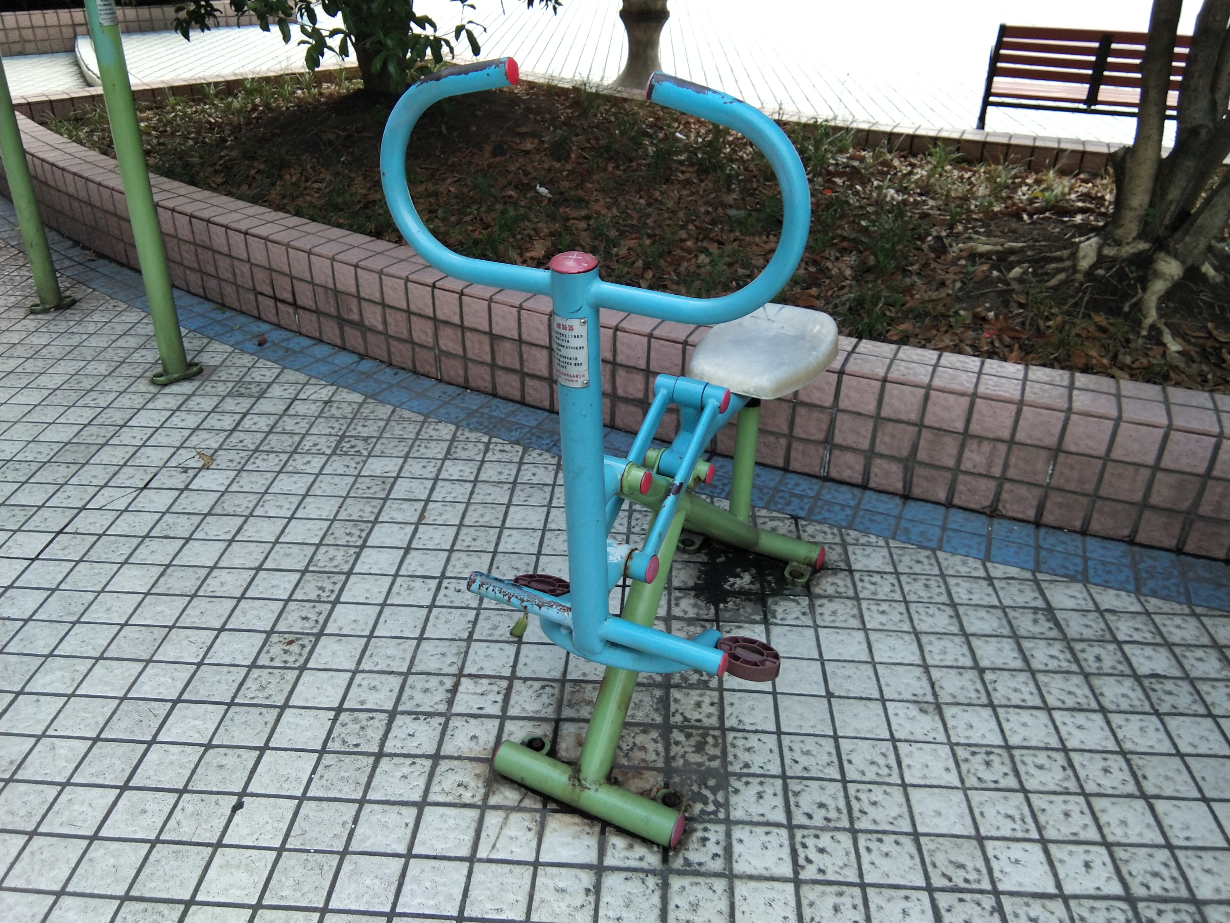 健騎機(jī) 健騎機(jī)