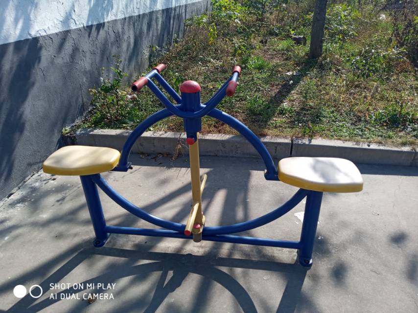 下肢康復(fù)器