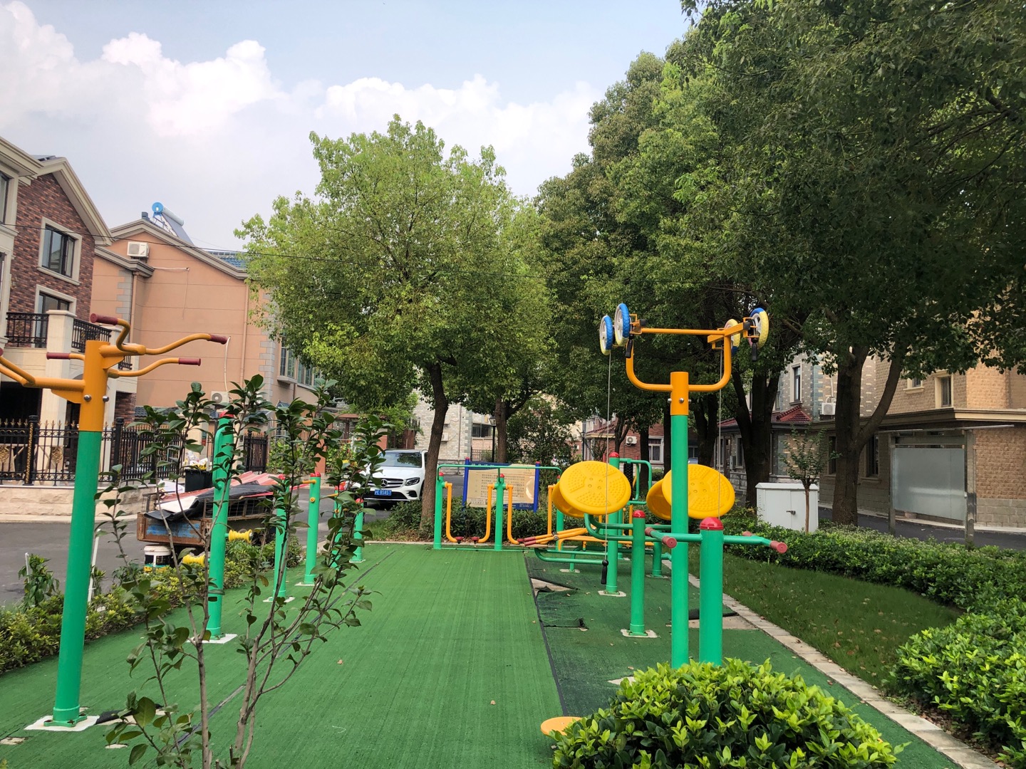 旗忠村F健身苑點(diǎn)