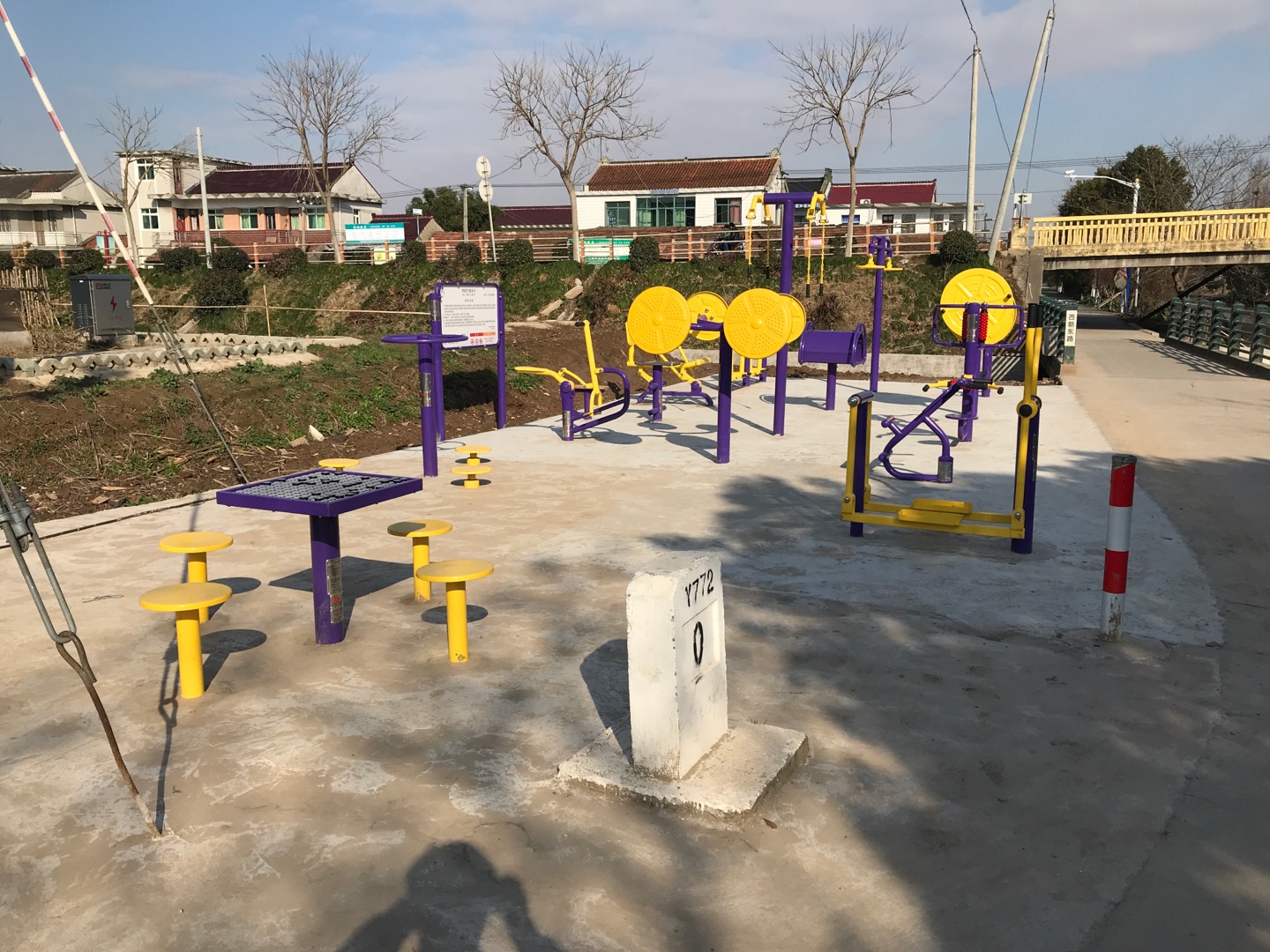 西新村健身點(diǎn)