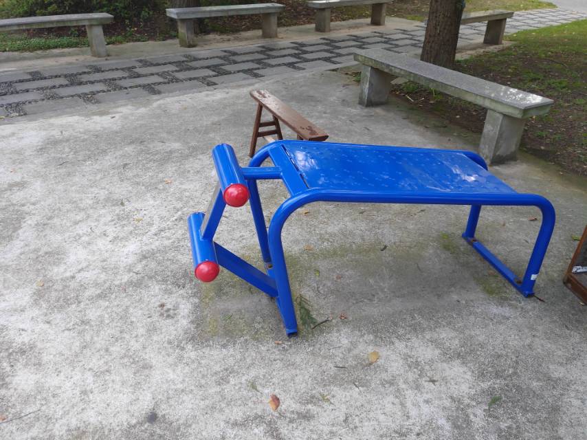 仰臥起坐板 仰臥起坐板