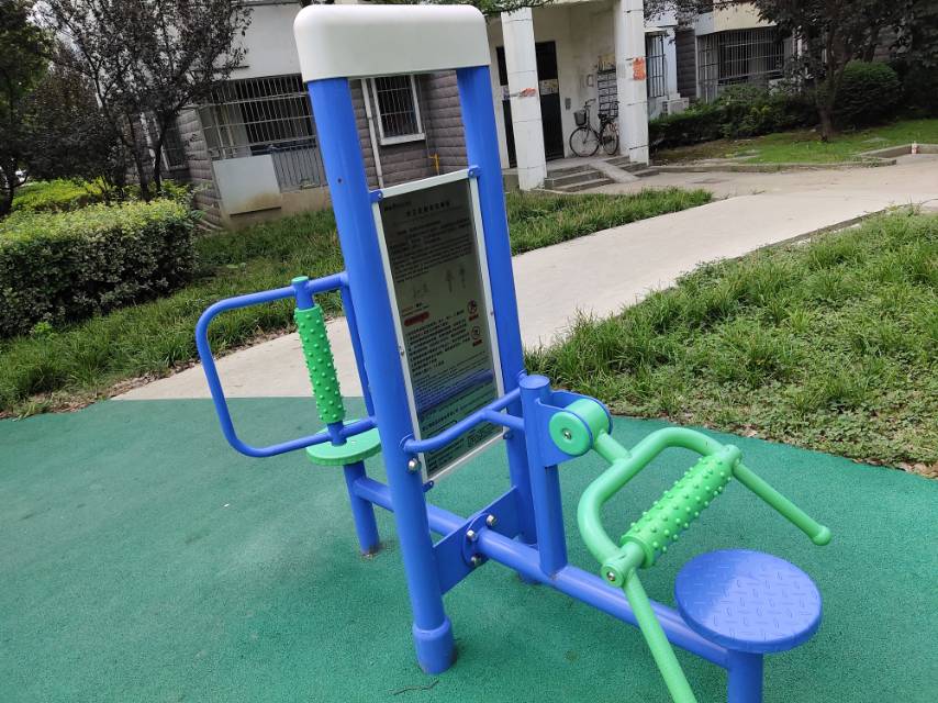 雙立柱腰背按摩器 雙立柱腰背按摩器