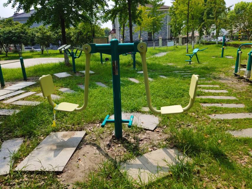 雙人坐蹬 雙人坐蹬