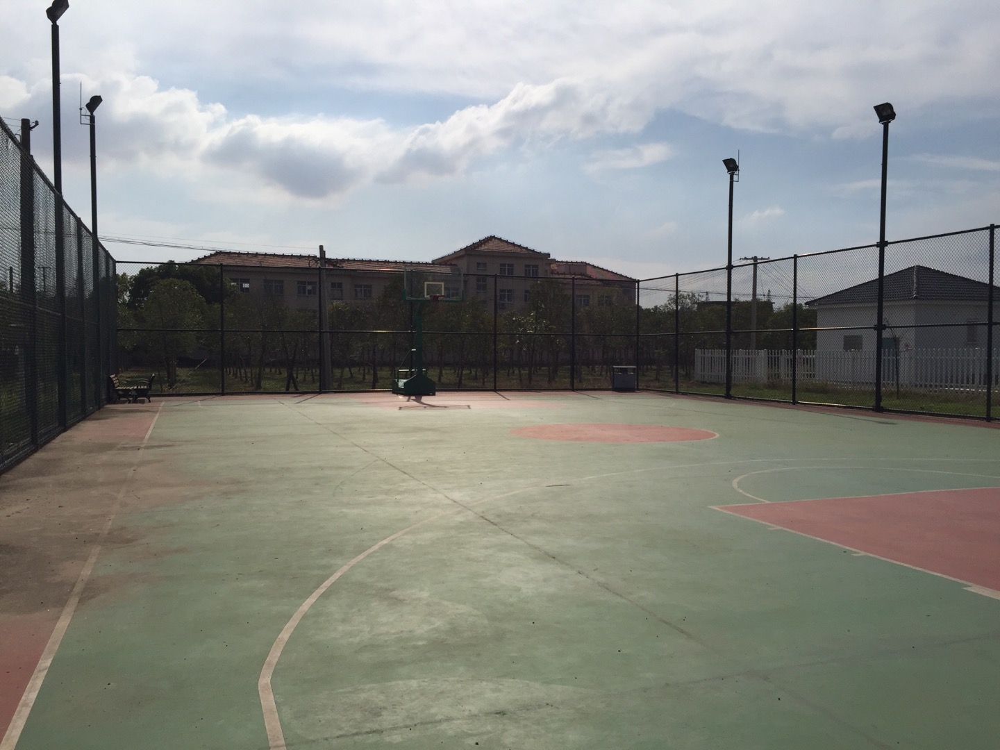 江鎮(zhèn)村農(nóng)民健身工程