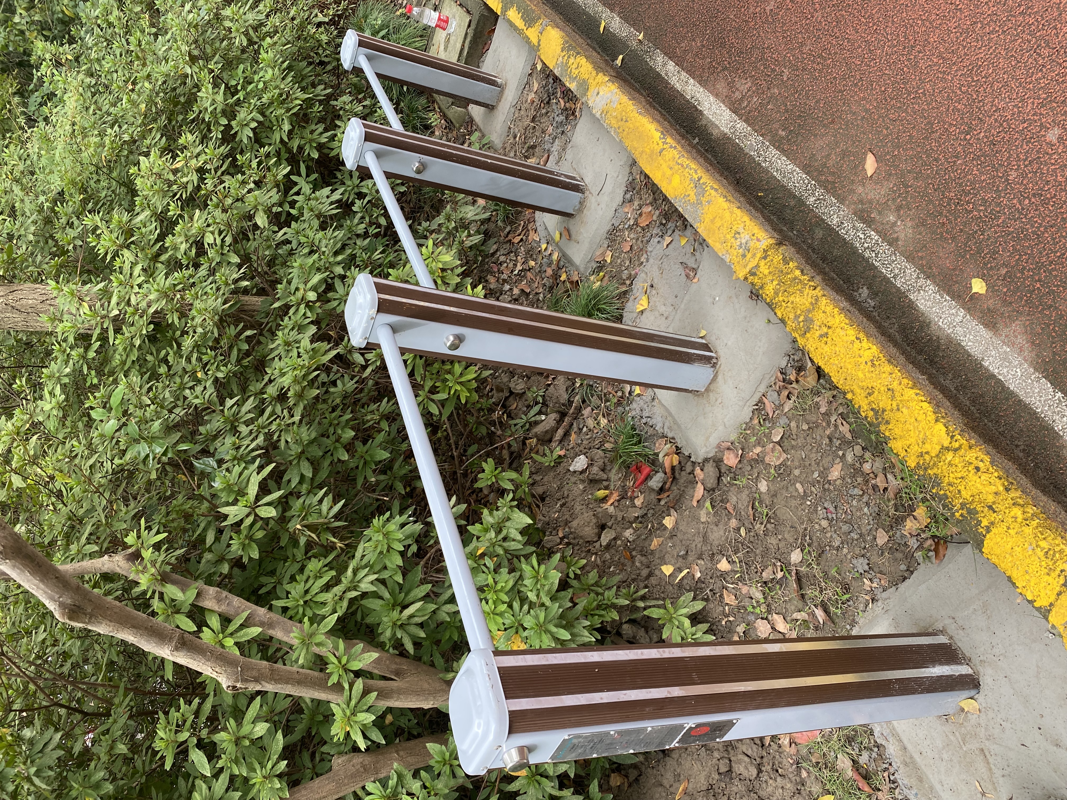 彈振壓腿器 彈振壓腿器