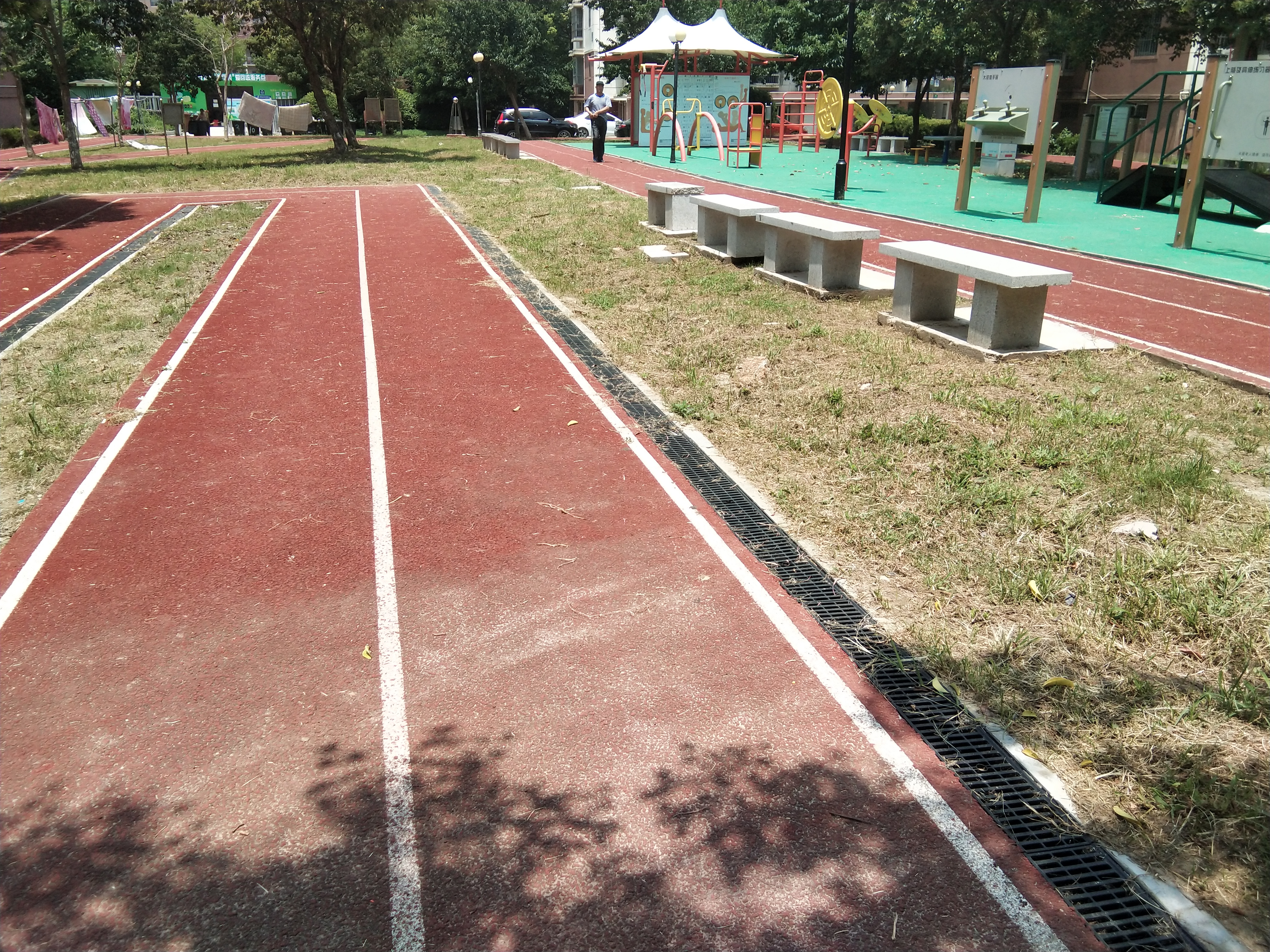 四團(tuán)鎮(zhèn)平安新苑市民健身步道