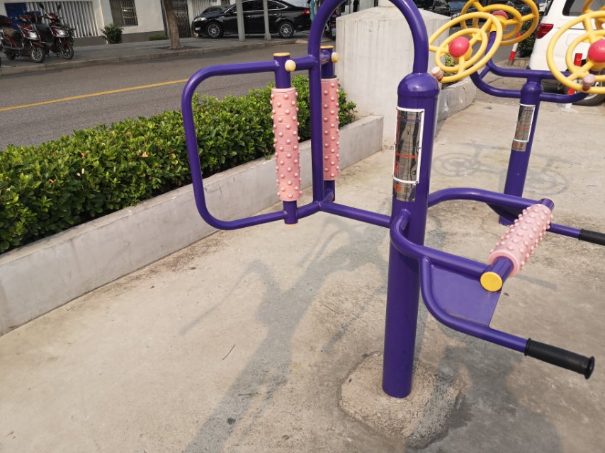 腰背按摩器 腰背按摩器