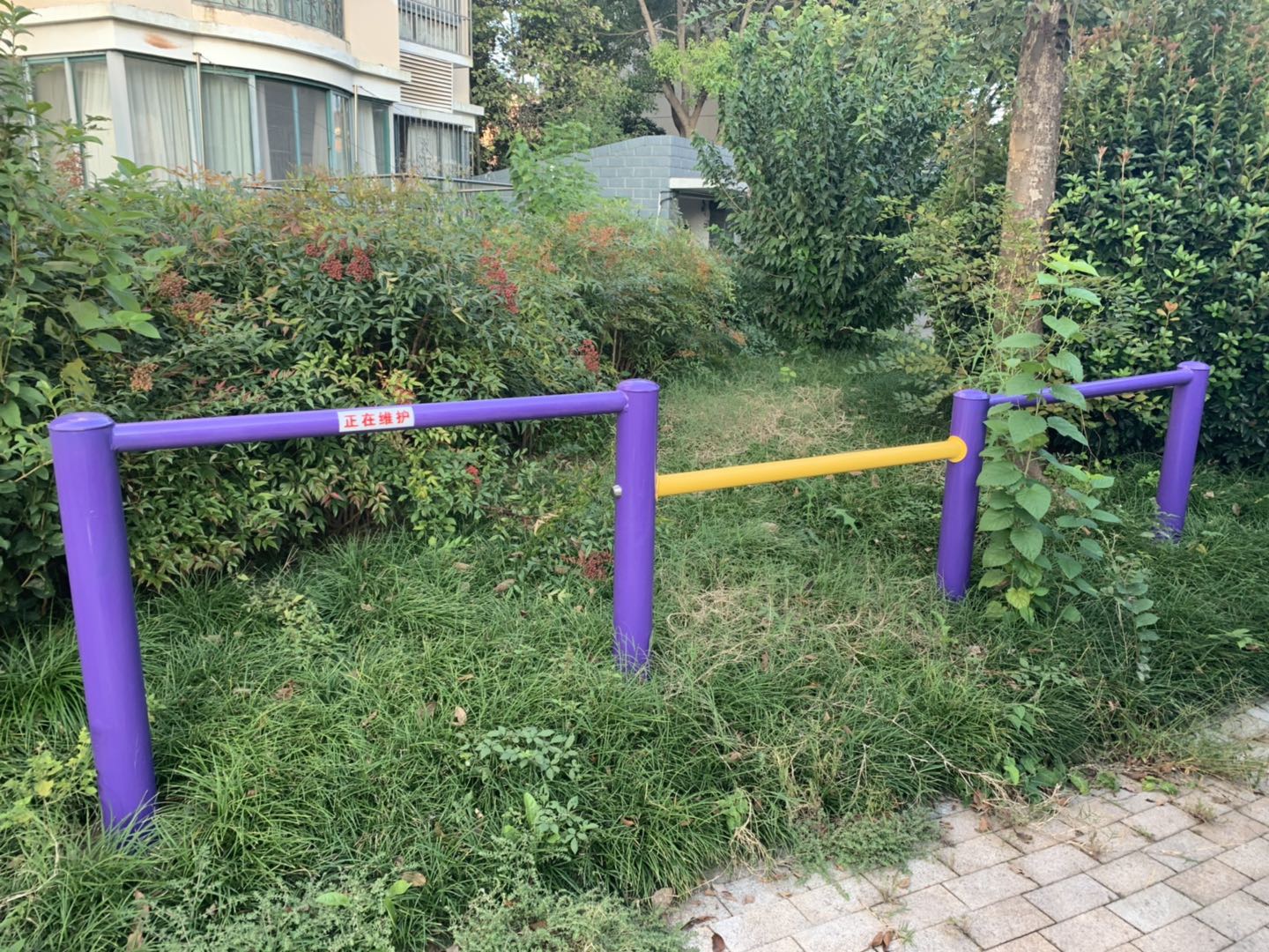 彈振壓腿器 彈振壓腿器