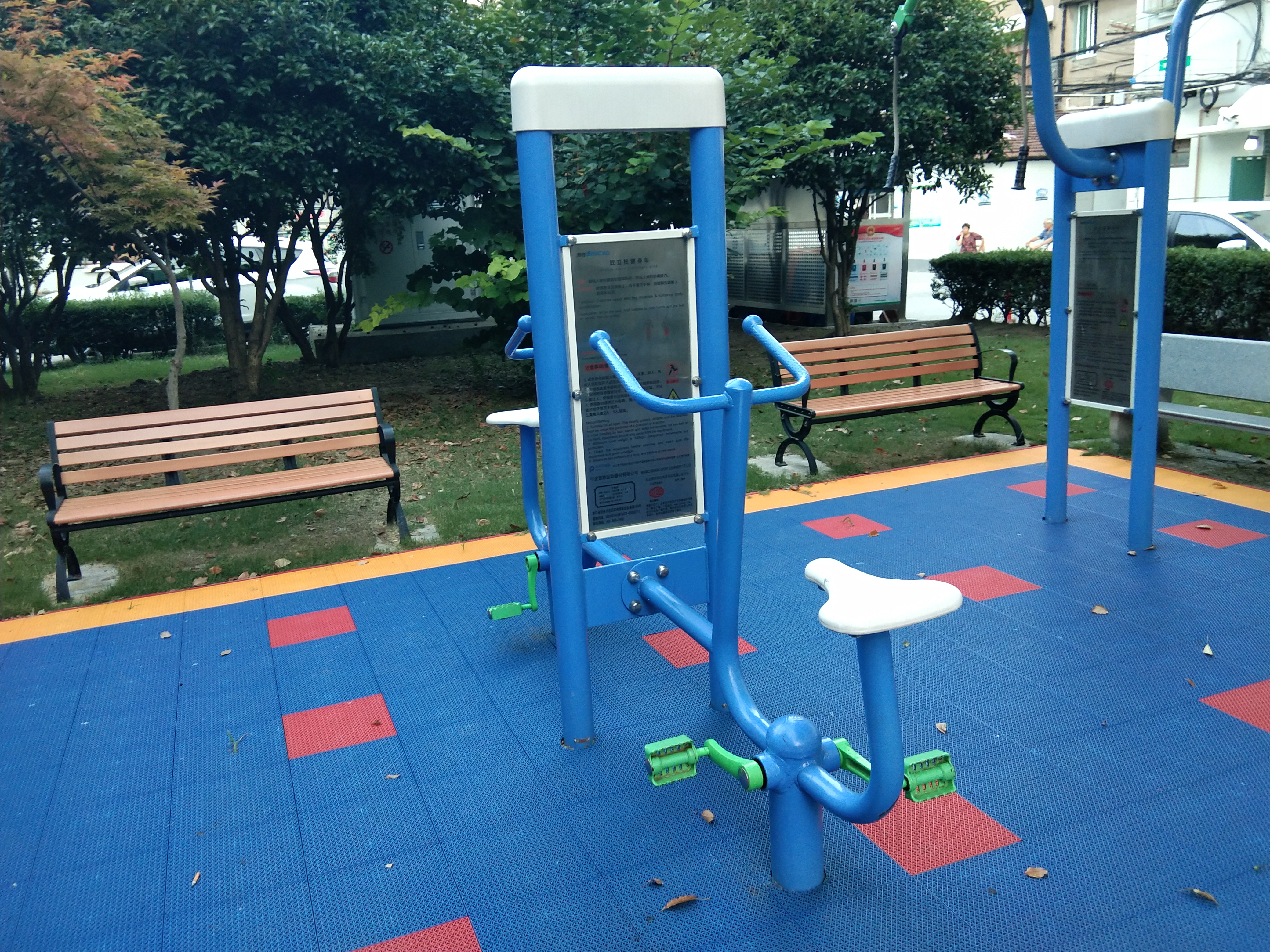 雙立柱健身車(chē) 雙立柱健身車(chē)