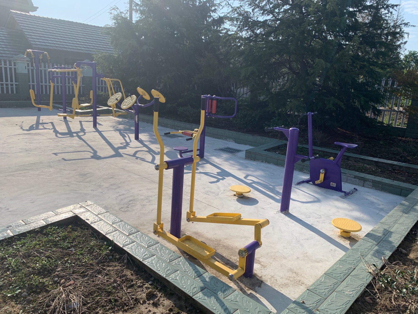 白鑰村旭升7隊健身點