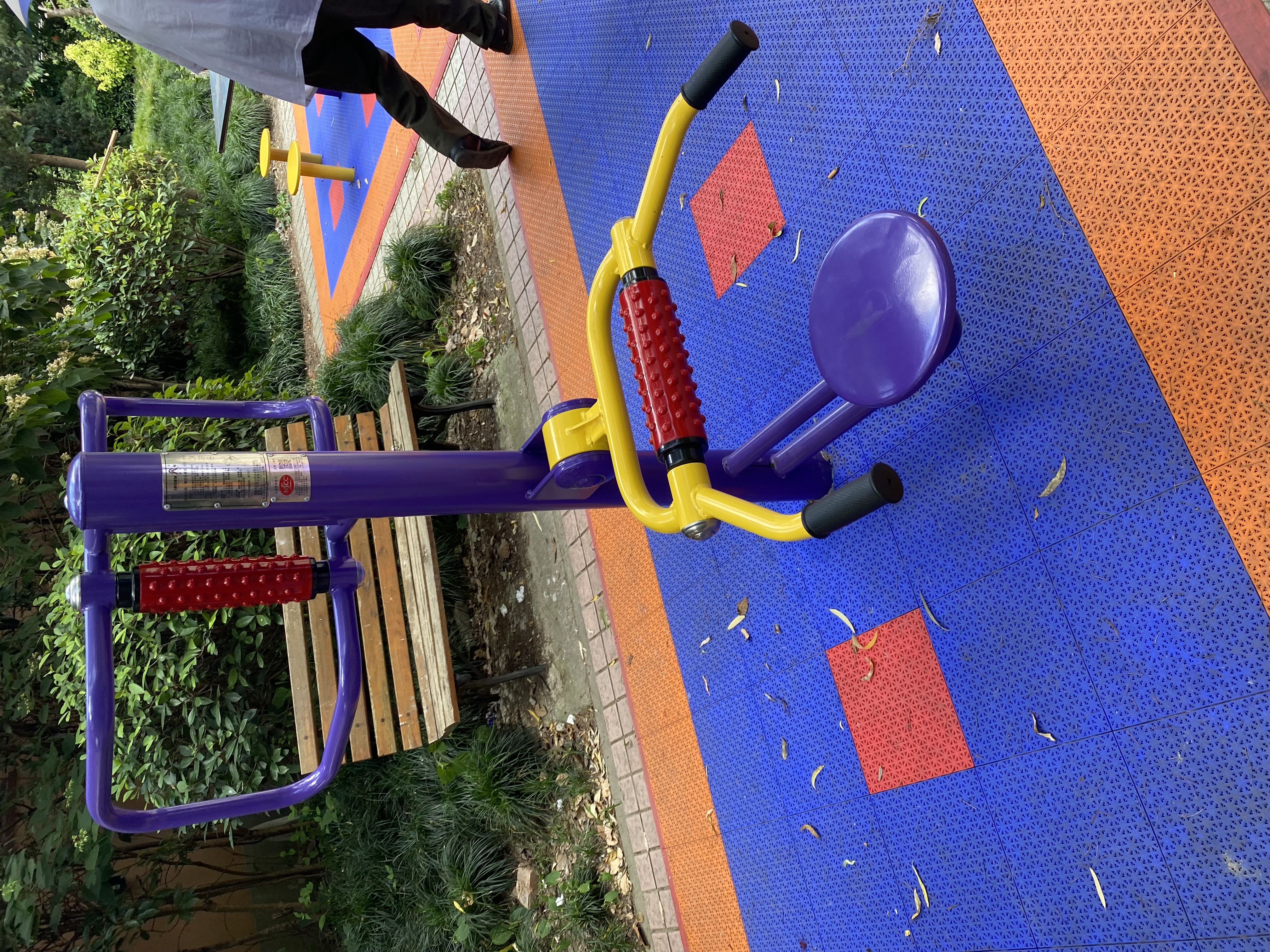 腰背按摩器 腰背按摩器