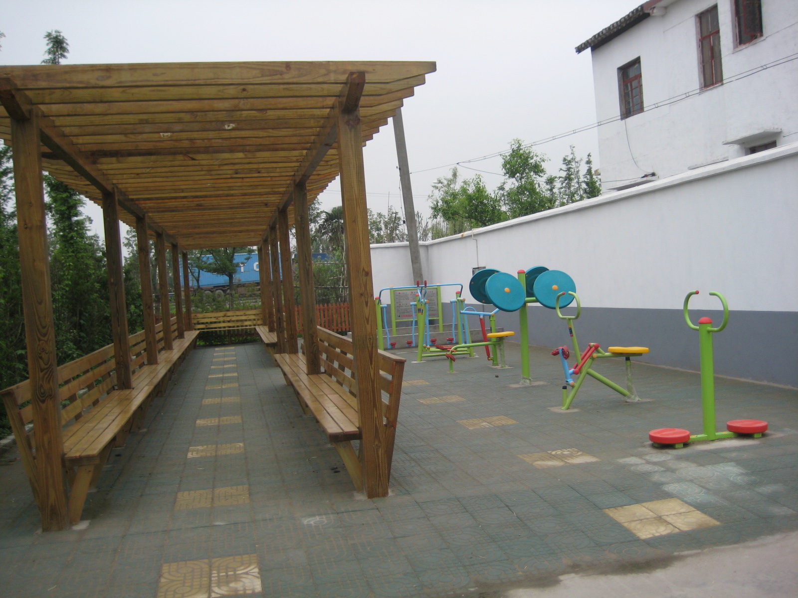 洋橋村周家健身點(diǎn)