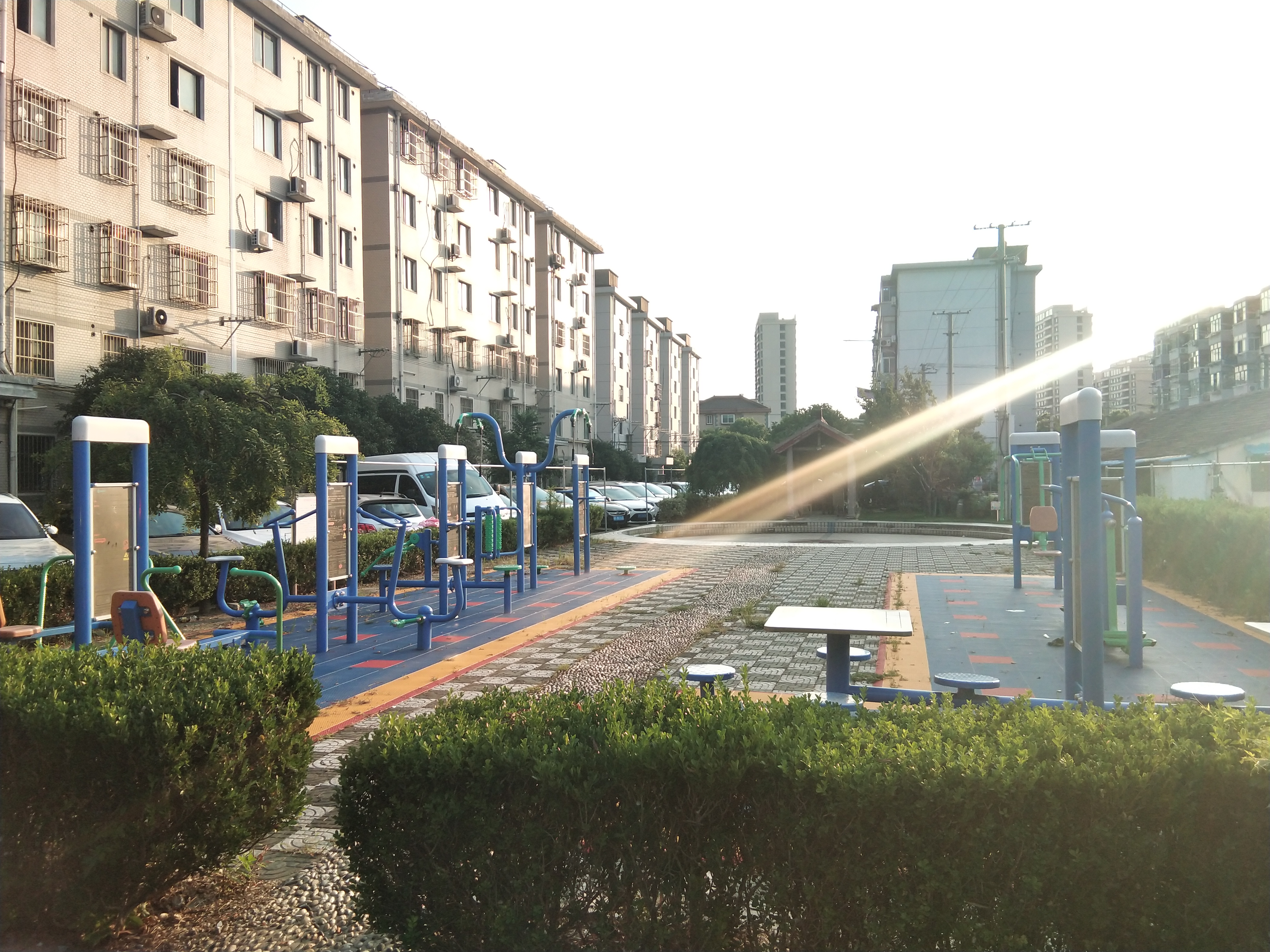 閥門新村健身點(diǎn)