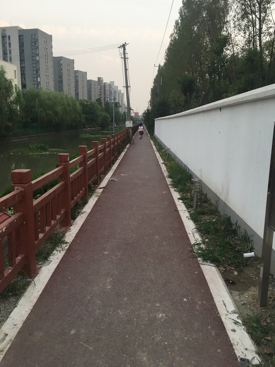 新漕涇市民健身步道