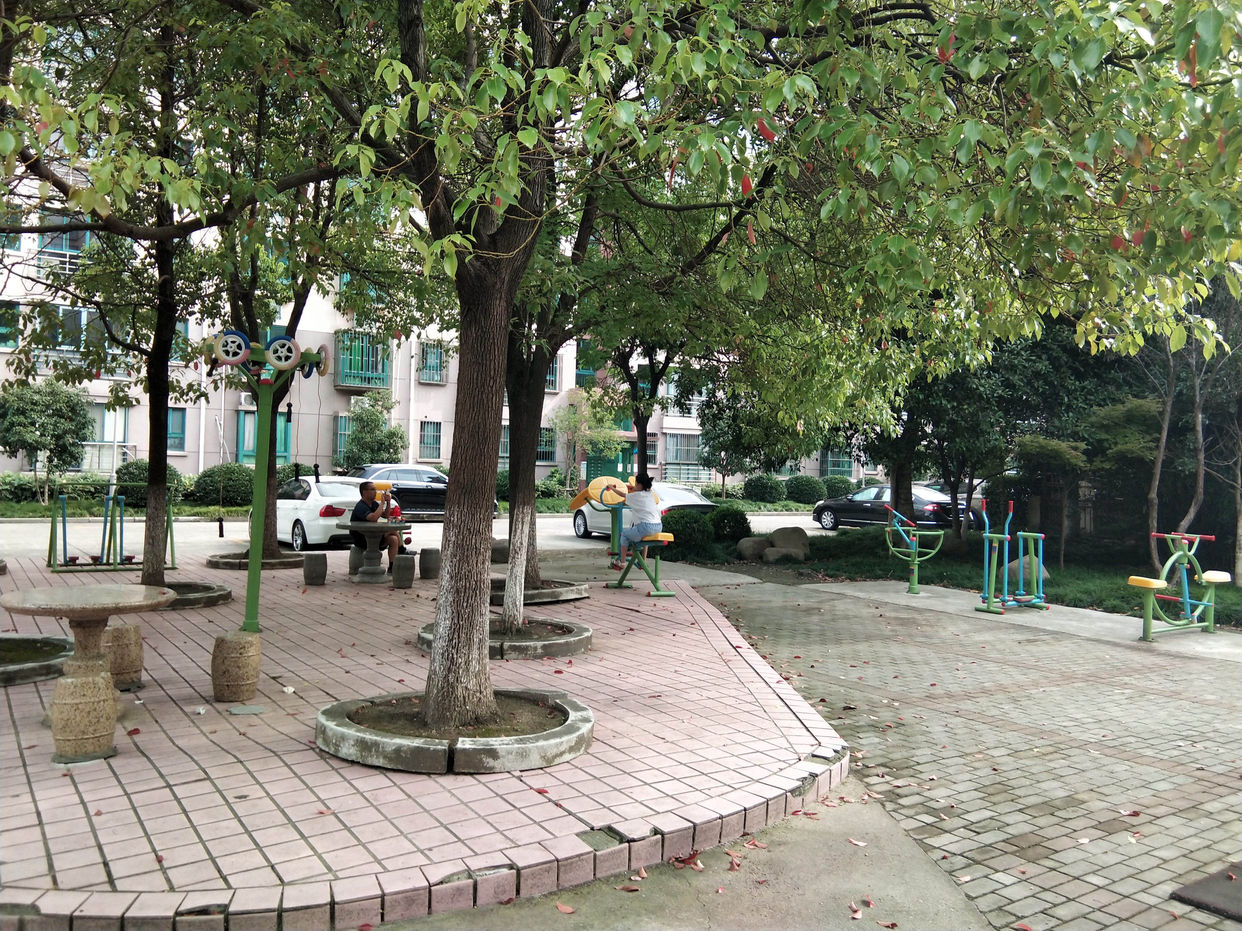 沁園春一村健身點(diǎn)D