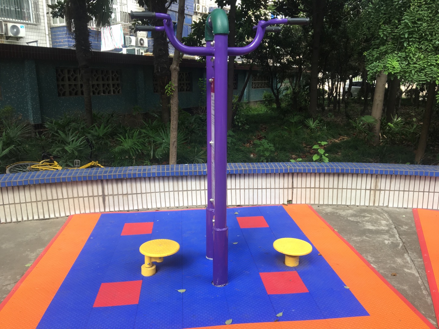 雙位轉(zhuǎn)腰器 雙位轉(zhuǎn)腰器