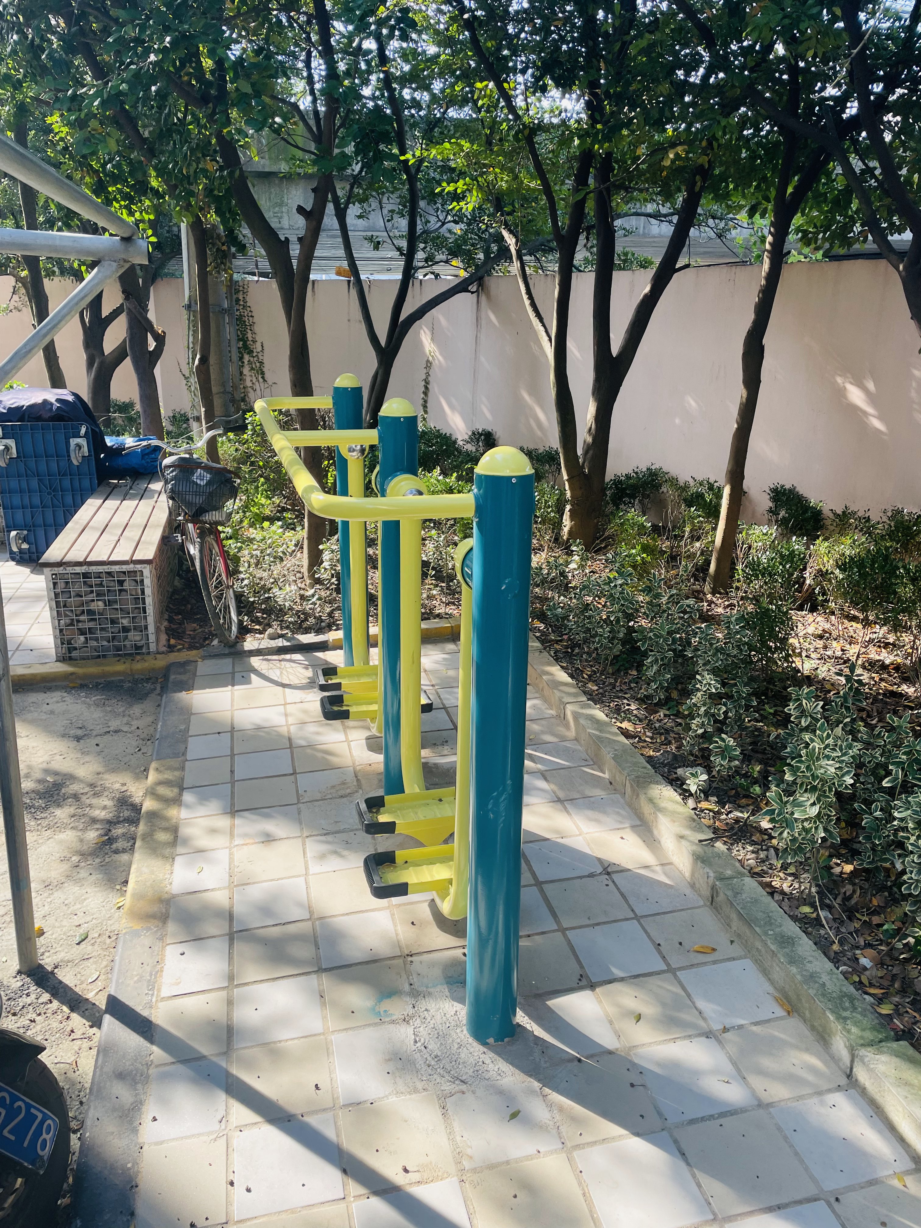 二位智能太空漫步機(jī)