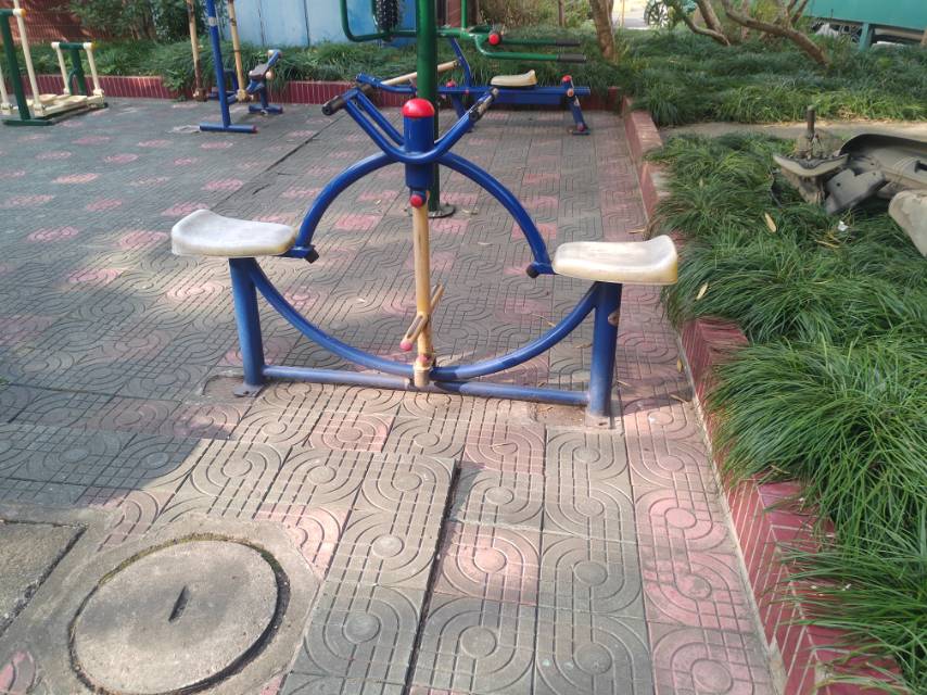 下肢康復(fù)器