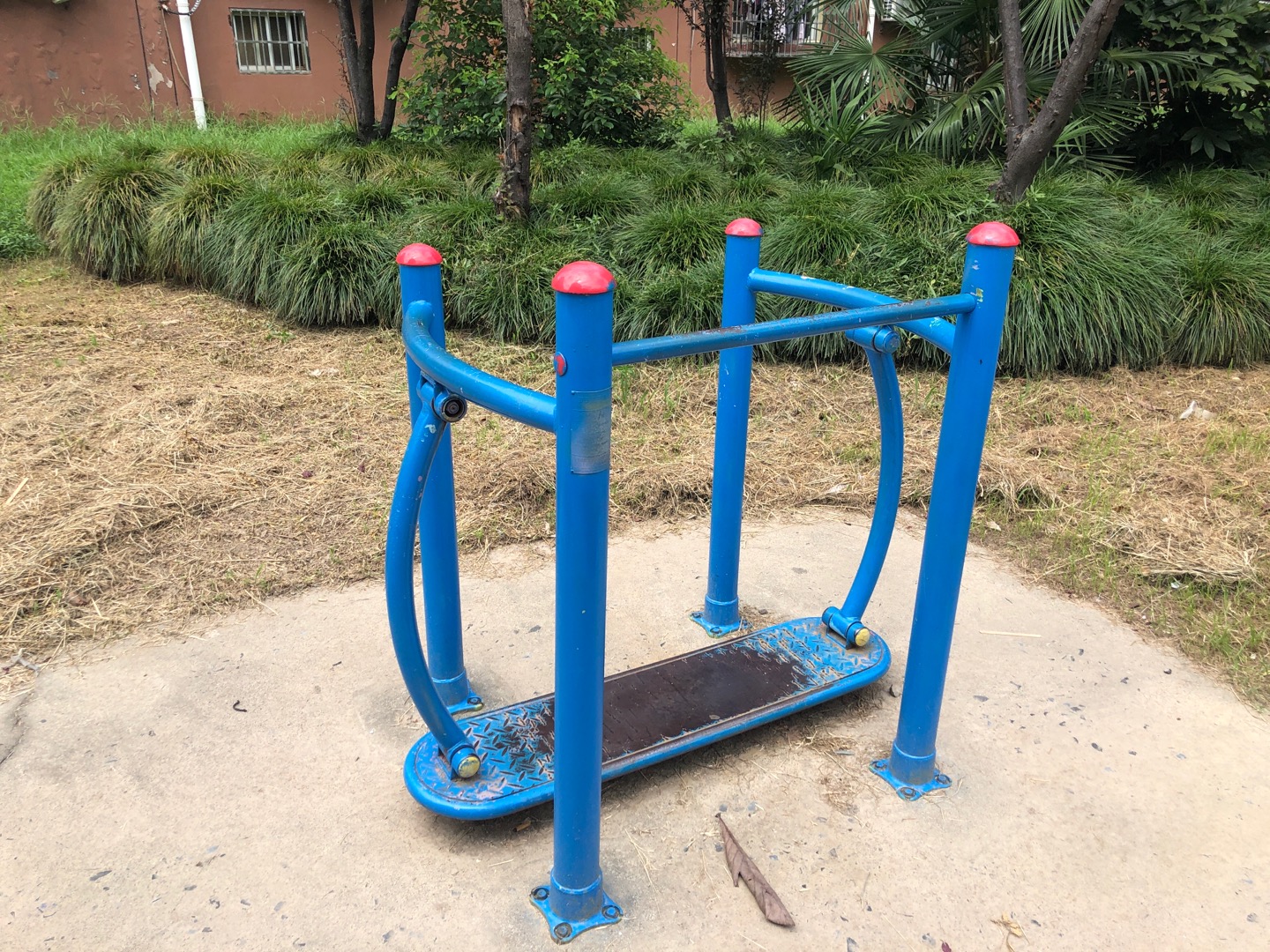 晃板健身器 晃板健身器