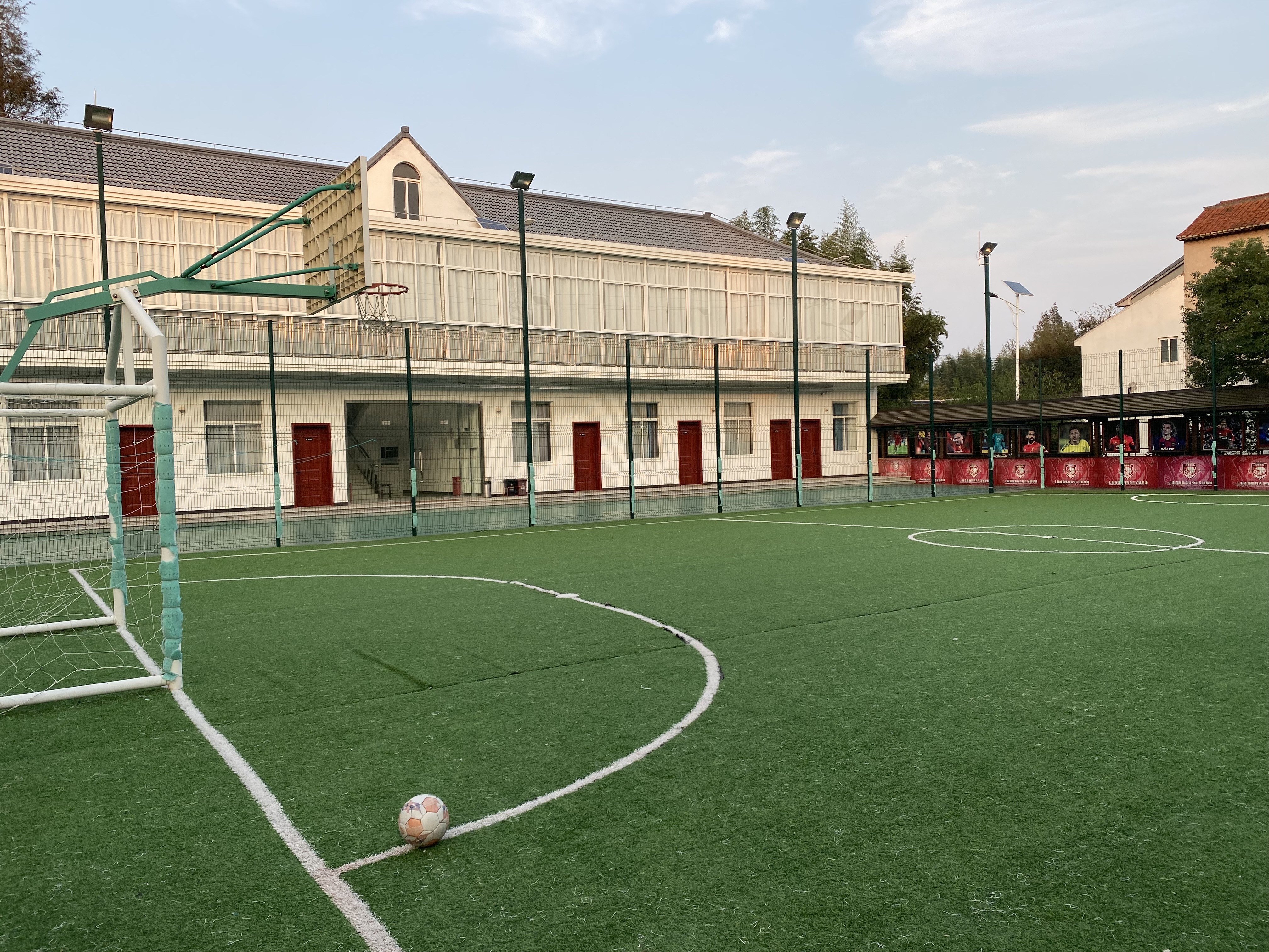 新河鎮(zhèn)井亭村多功能市民球場(足)