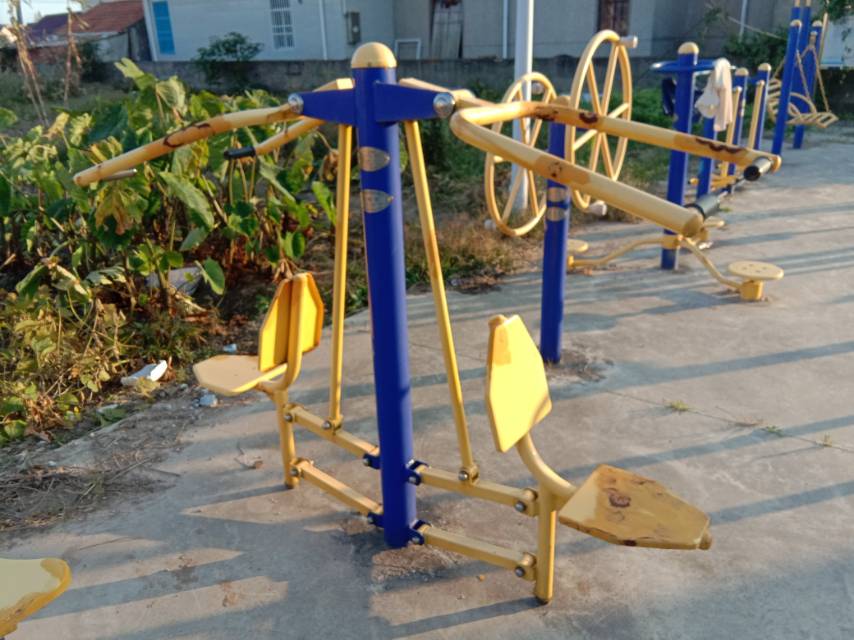 坐拉訓(xùn)練器 坐拉訓(xùn)練器