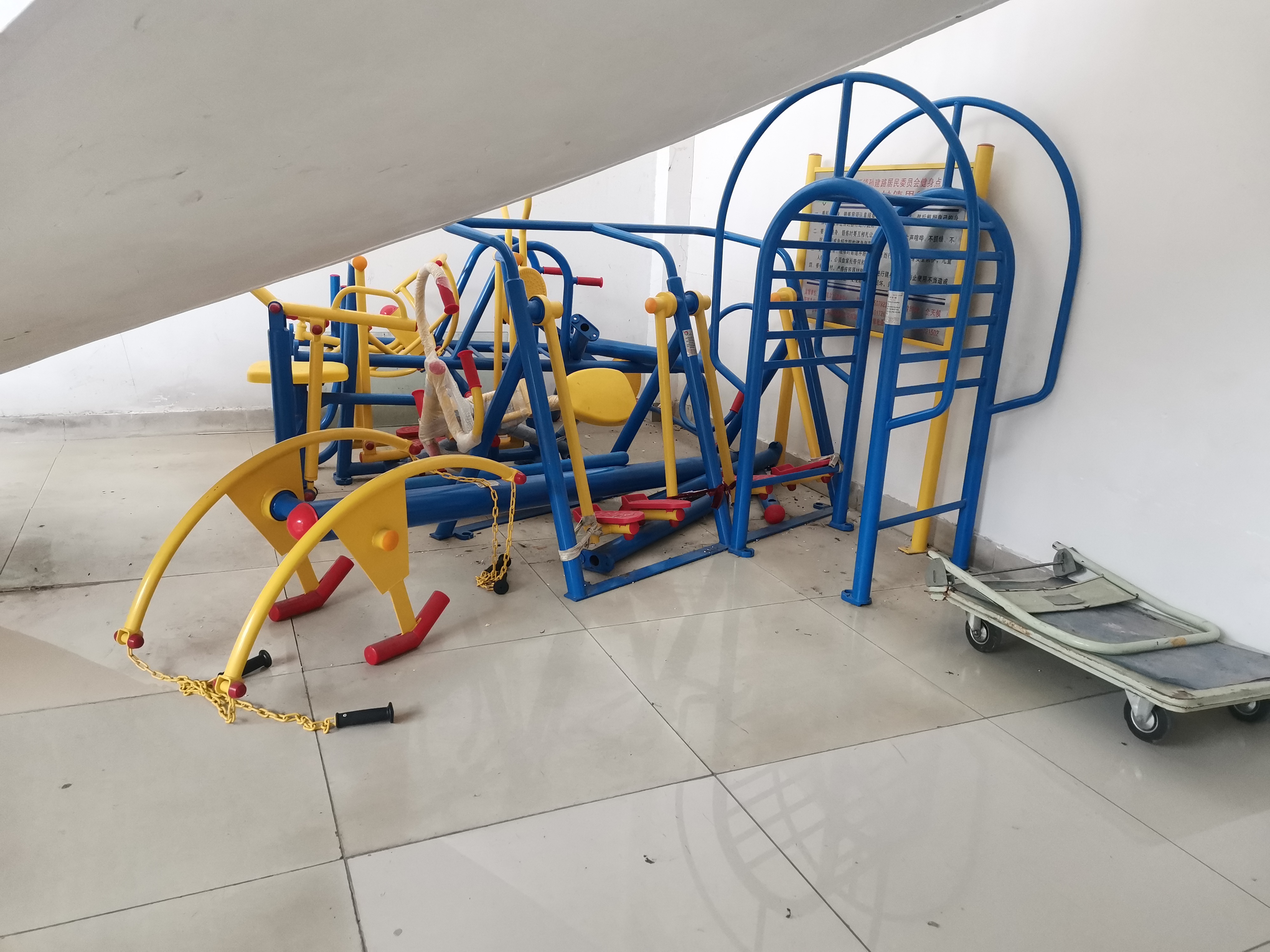 孫建路居委健身苑點