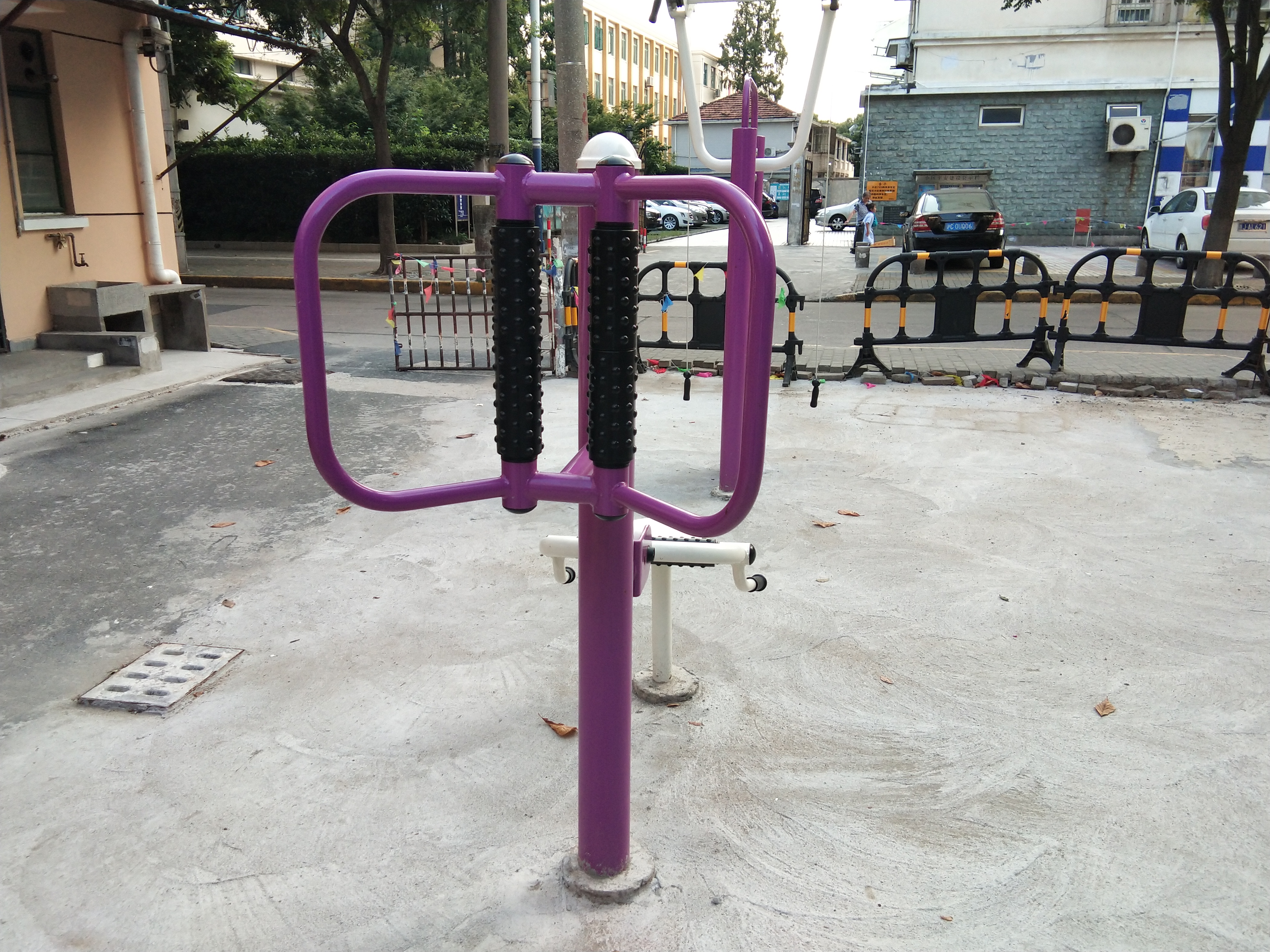 坐式腰背按摩器