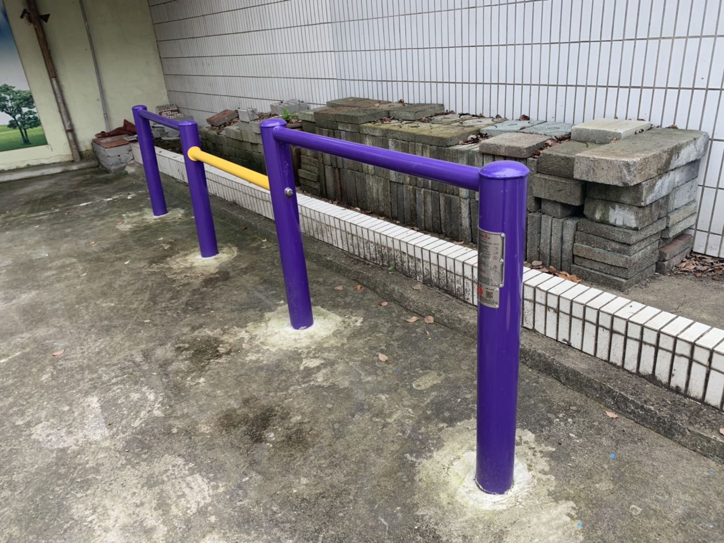 彈振壓腿器 彈振壓腿器