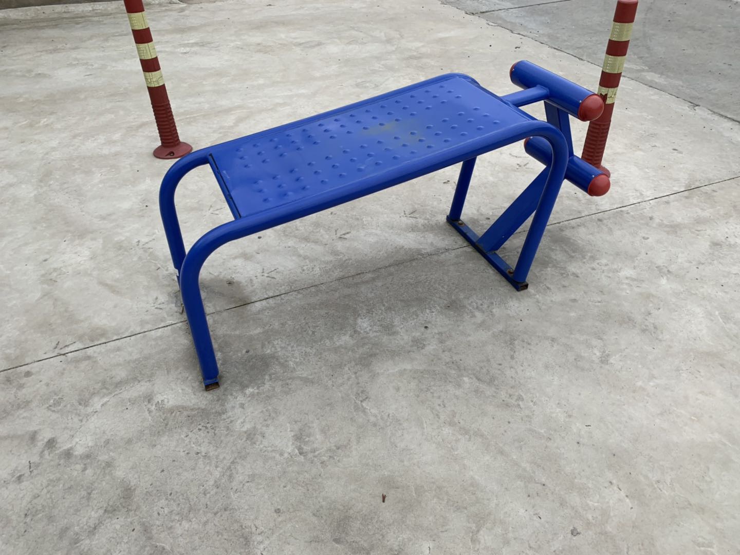 仰臥起坐板 仰臥起坐板