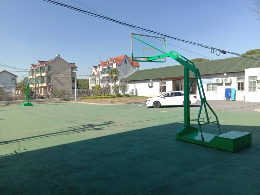 星火村村委會籃球場